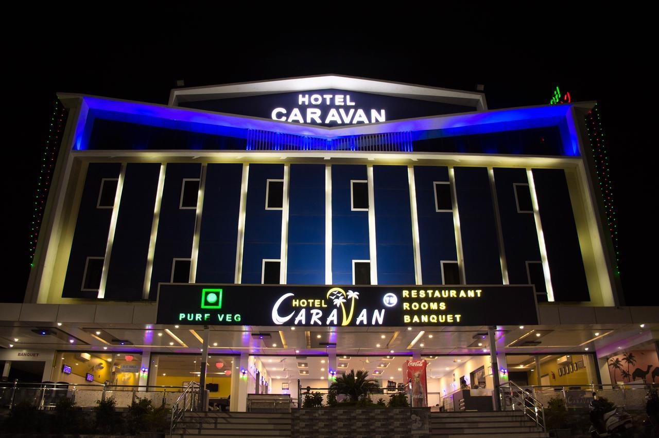 Hotel Caravan Unjha Ngoại thất bức ảnh